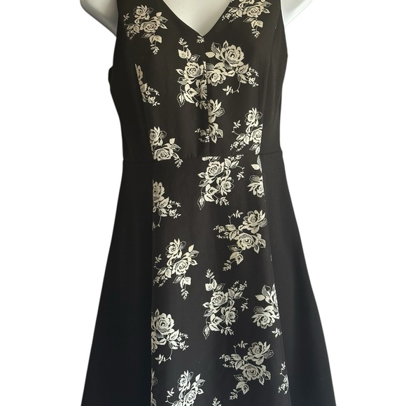 Eric + lani Black & White Floral Dress, Gothic Style,Whimsical Design,Romantic - Picture 2 of 16